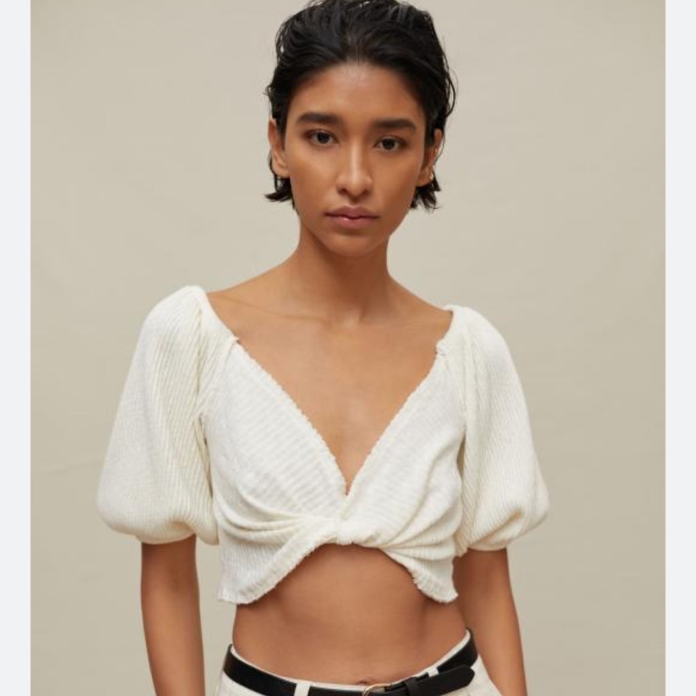 NWT Urban Outfitters Lena twist front top XS White